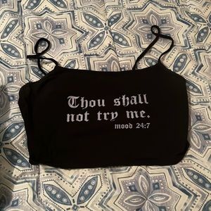 Fashion nova cropped shirt